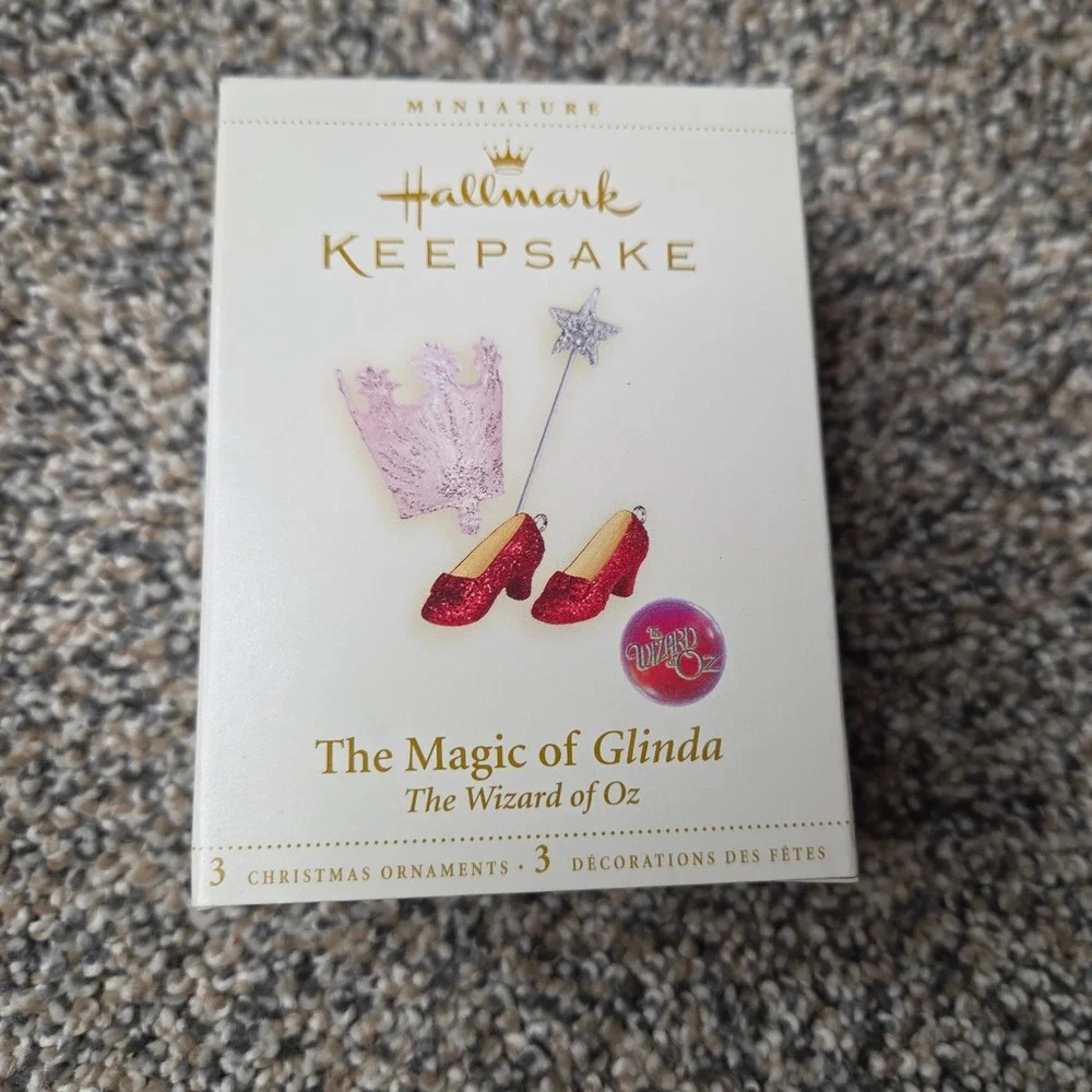 Hallmark Keepsake The Wizard of Oz The Magic of Glinda Miniature Ornaments 2006